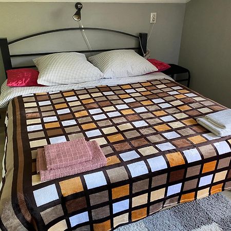 Mini-Hotel Serpanok マイコリチン エクステリア 写真