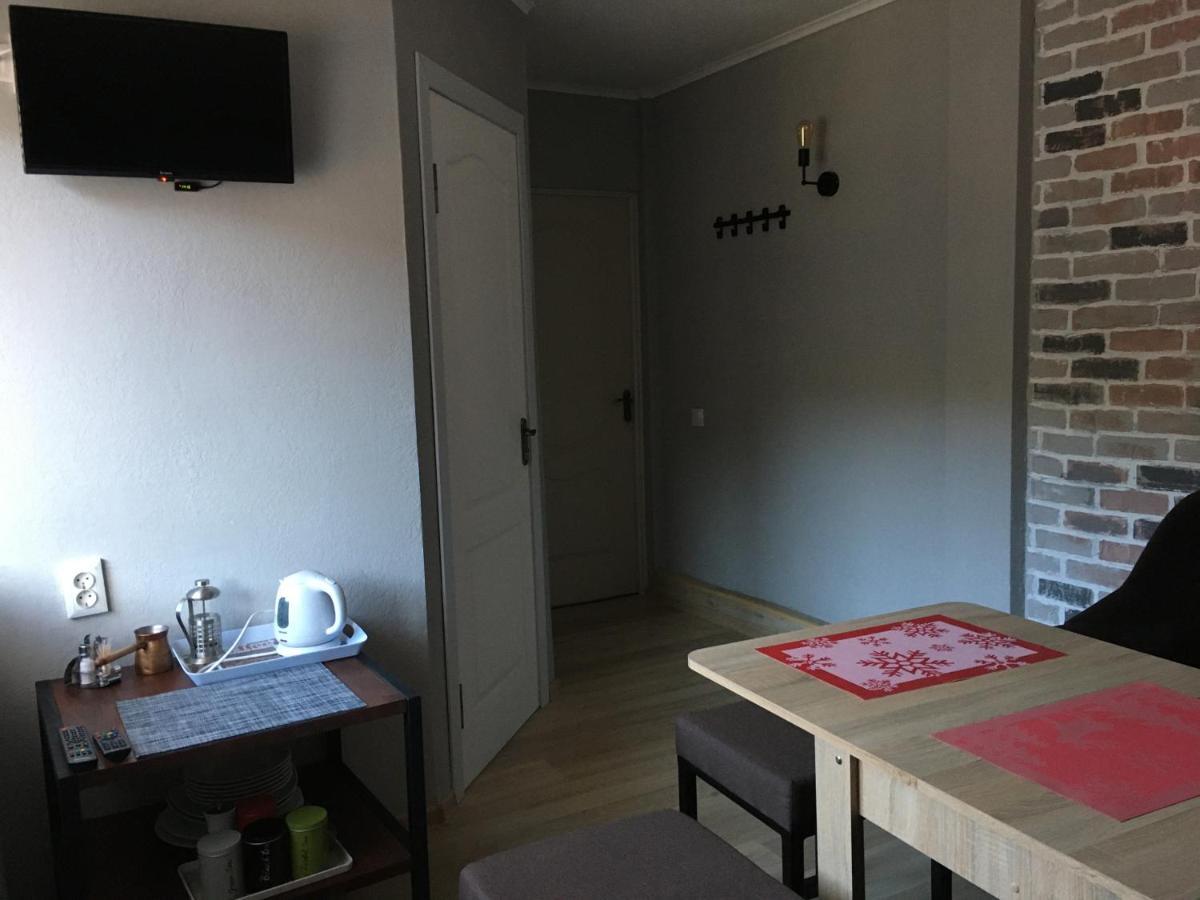 Mini-Hotel Serpanok マイコリチン エクステリア 写真
