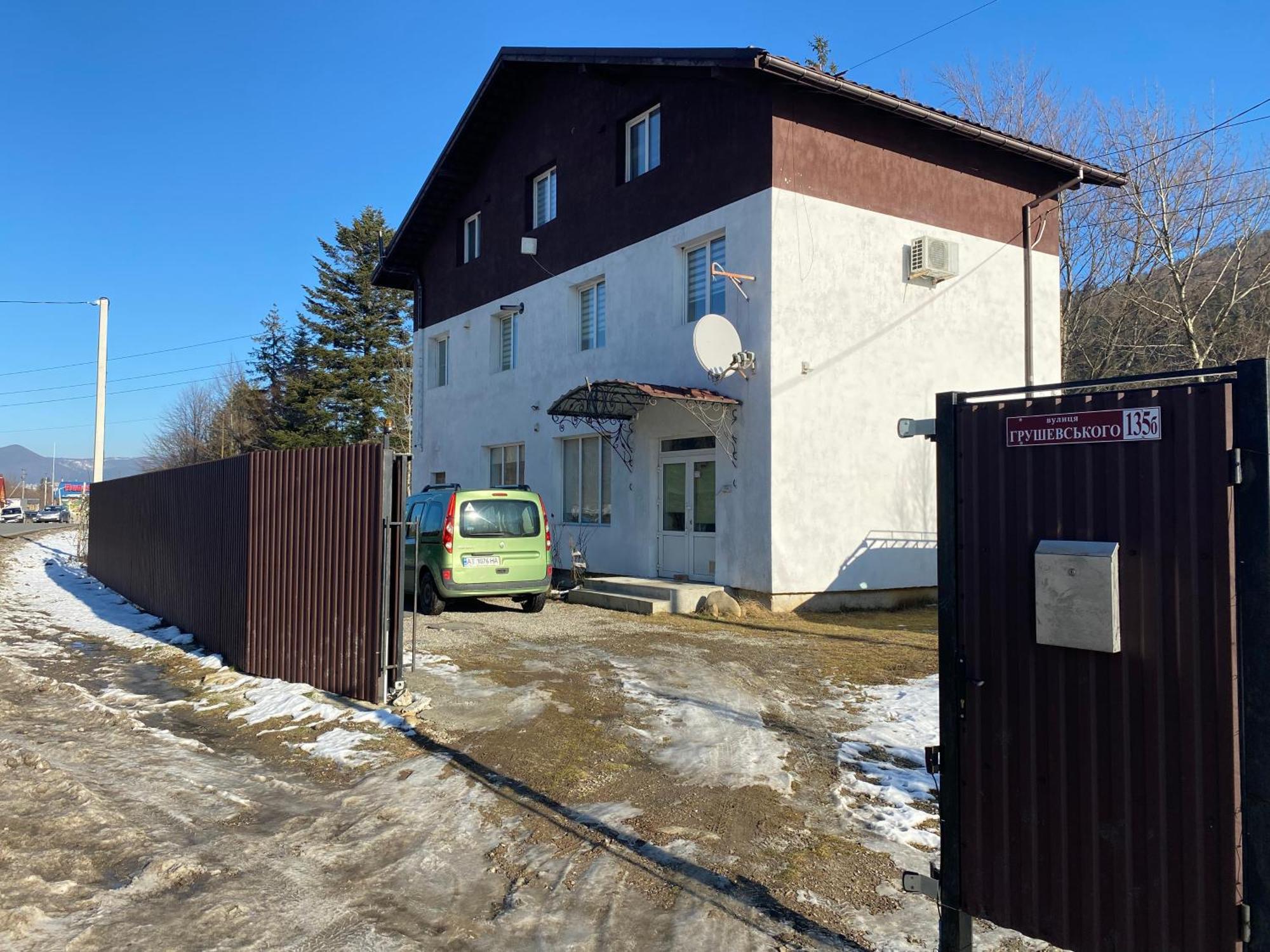 Mini-Hotel Serpanok マイコリチン エクステリア 写真